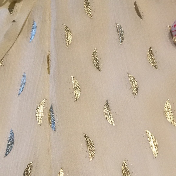 Flowing gold and cream romper NYE New Year’s Eve outfit - Picture 7 of 7